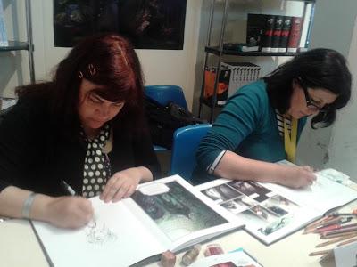 FOTOREPORTAGE ESSENZIALE DA NAPOLI COMICON - PRIMA PARTE