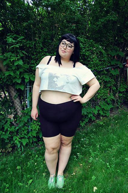 Hot or Not? #64: curvy edition