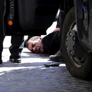 Sparatoria di fronte a Palazzo Chigi