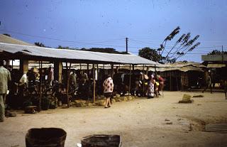 Tanzania 1975. Mal d'Africa.......