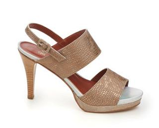 De Robert e fai contenti i tuoi piedi