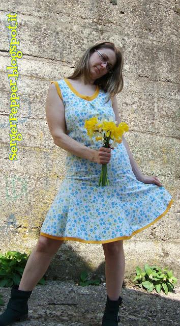 sewing-spring-dress-and-cardi-pantone-sergerpepper