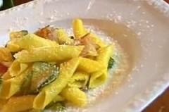 ricette, ricetta, cucina, primi piatti, ricette con zafferano, ricette panna, zucchine ricette,zafferano, panna,