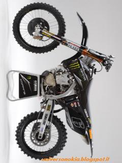 Moto Cross six