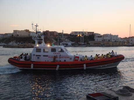 Canale di Sicilia, soccorsi 78 migranti