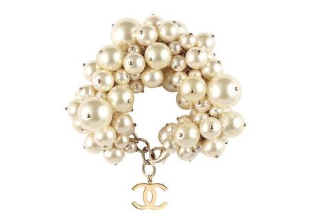 Chanel love pearls