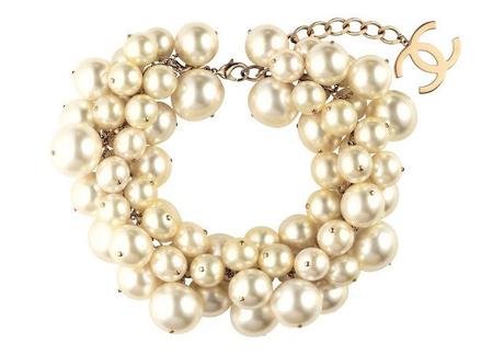 Chanel love pearls