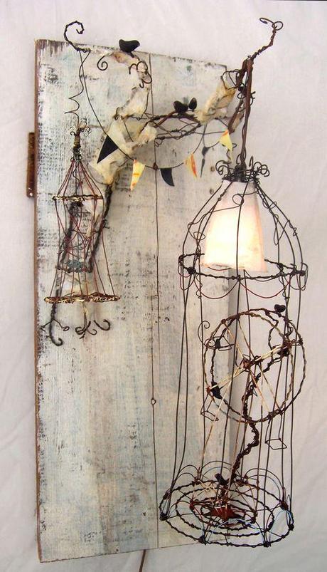  altered art, altered object, lampada alterata, riciclo creativo