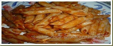 Penne di farro con sugo piccante di cipollotto, pomodoro e lenticchie (7)