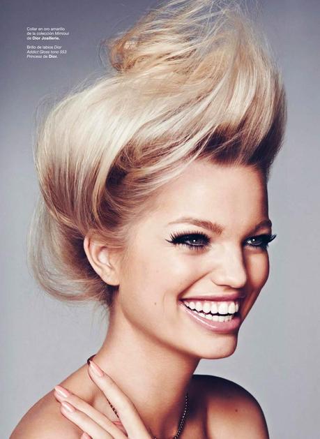 { Daphne Groeneveld | Alguien Nos Mira }