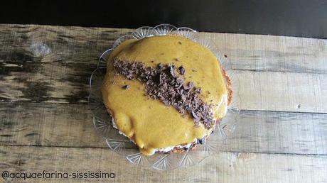 dacquoise alle nocciole con crema alla gianduia, alla ricotta e allo zabaione