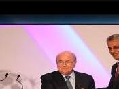 Blatter ritira: vuole un’altra rielezione