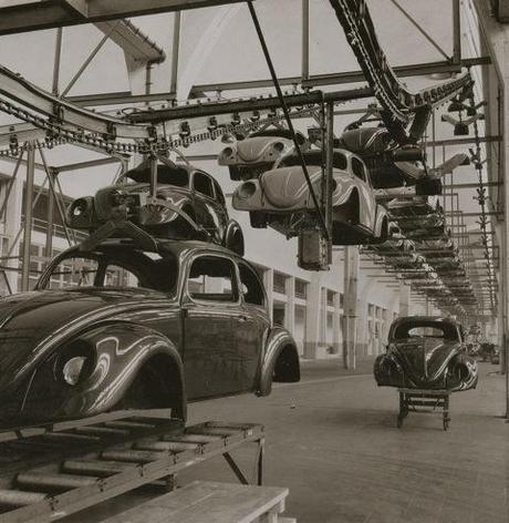 A trip at Vw Factory ( 1953 )