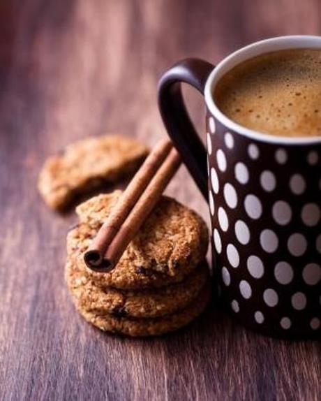 dieta-colazione-caffelatte-biscotti-cereali