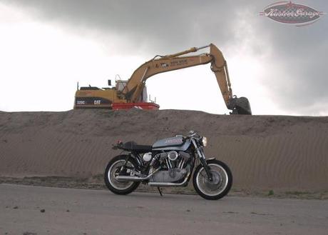 Cosa si ottiene incrociando una Harley-Davidson, una Laverda e una Ducati? La Haduc!