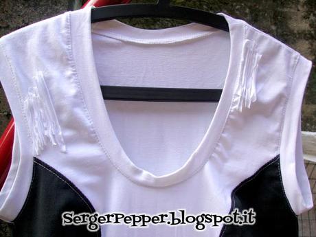 SergerPepper.blogspot.it - Black and White Challenge - Minidress tutorial