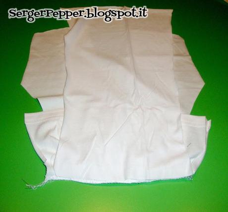 SergerPepper.blogspot.it - Black and White Challenge - Minidress tutorial