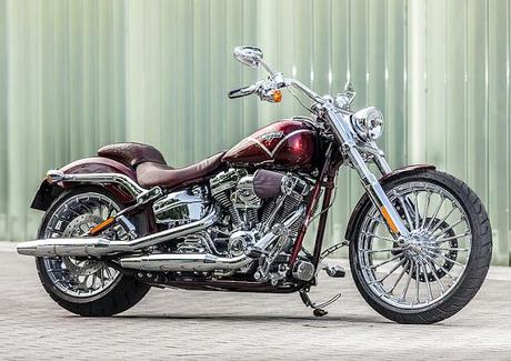 Harley-Davidson FXSBE CVO Breakout 2013 #2