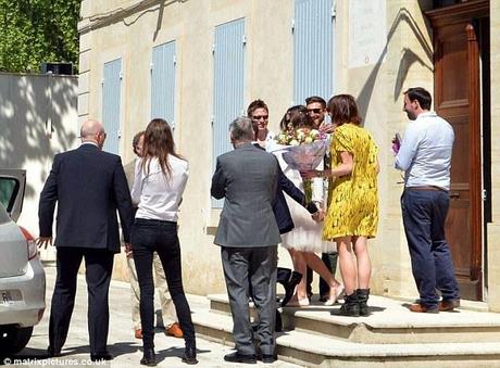 Keira Knightley sposa rock'n'roll nel Sud della Francia!