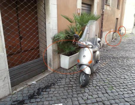 Passeggiata a Trastevere. Le occupazioni di suolo pubblico giusto un pelino discutibili (pure quelle delle auto però)