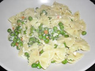 Carbonara vegetariana con piselli