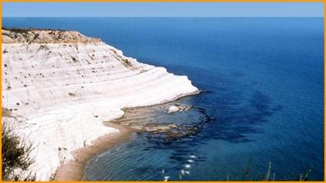 Scala dei Turchi, si demolisce l'ecomostro