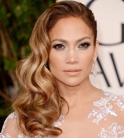 Tendenze Capelli 2013 Onde Morbide Jennifer Lopez e1367935506134 Tendenze Capelli 2013: Onde Morbide