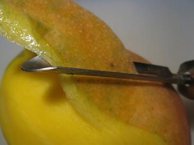 SEMIFREDDO ALLA COLOMBA E MANGO