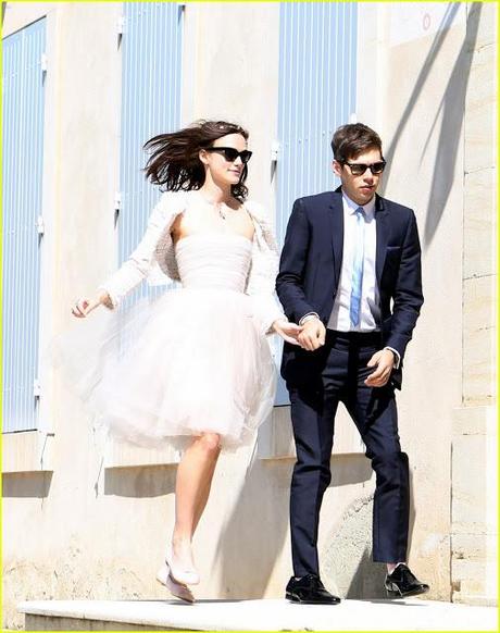 BEST EVER: KEIRA KNIGHTLEY'S PERFECT WEDDING MOOD. (o di come anche le antipatiche ogni tanto ci prendono)