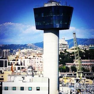 Dramma nel porto di Genova: qualche link utile.