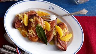 Petto d'anatra con salsa all'arancia