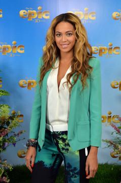 EPIC: Beyoncé incontra la stampa a Londra e nuova featurette