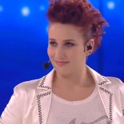 TUTTI I TAGLI DI CAPELLI, TINTE E STILE DI GRETA MANUZI LA CANTANTE DI AMICI 2013 CHE CANTA SOLO RUMORE