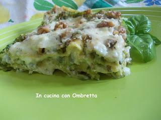 Lasagne con noci e zucchine