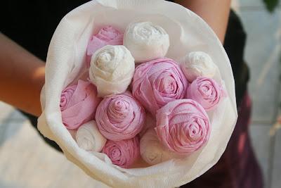 Roselline in carta crespa