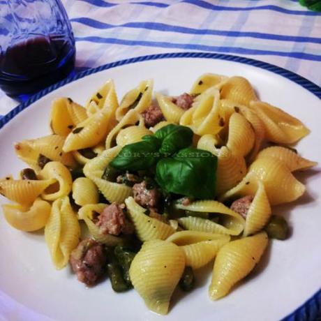 Primi piatti al sapore di asparagi: ecco tagliatelle e conchiglioni