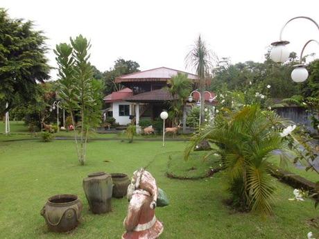 Tomohon: Casette e parco