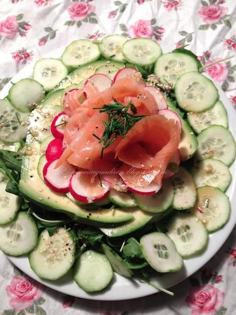 Insalata con avocado e salmone affumicato (Avocado and smoked salmon salad)