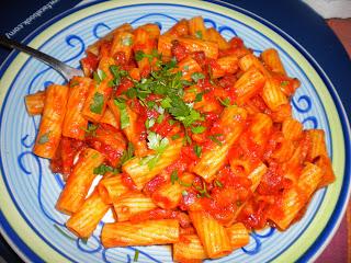 Pasta all'amatriciana della famiglia Mess