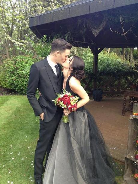 Shenae Grimes e Josh Beech SPOSI!