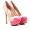 Baby pink total look – we LOVE the color! Baby pink total look – we LOVE the color!