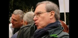 Manifestazione del Pdl e la scelta di Epifani per il Pd Guglielmo Epifani è il novo segretario del PD.