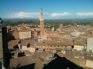 Gira e rigiTa a Siena