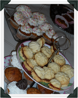 Fiocco dolce alla ricotta e Frollini farciti per la festa della mamma.