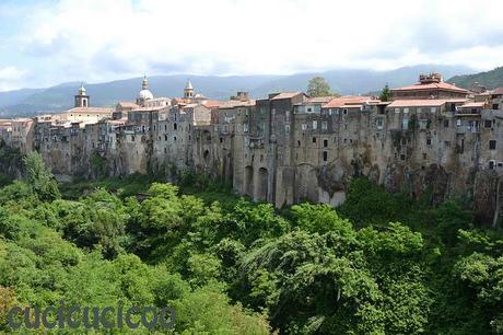 may 12 sant'agata dei goti (BN) - Italy: vista sul vallone