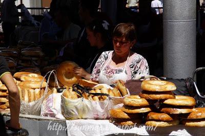 Percorrendo la Via della Seta