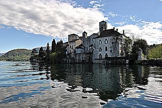 Una mattina di primavera sul lago di Orta.