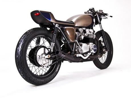 Honda CB 550 1977 by MotoHangar