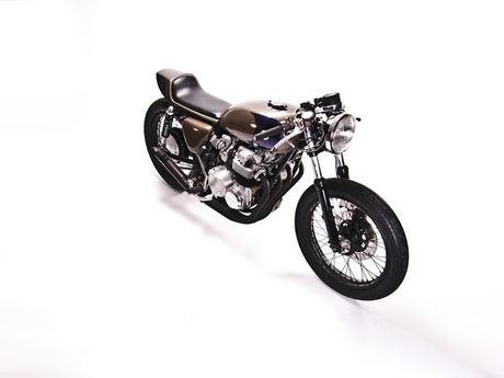 Honda CB 550 1977 by MotoHangar