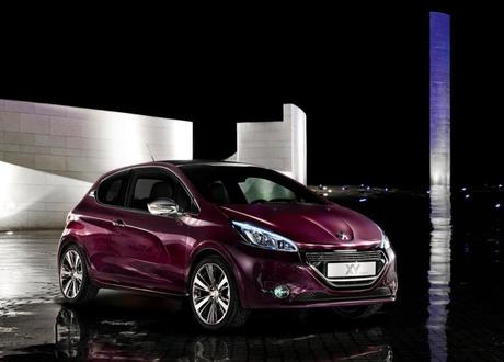  photo 2012-Peugeot-208-XY-Concept-Interior-2.jpg